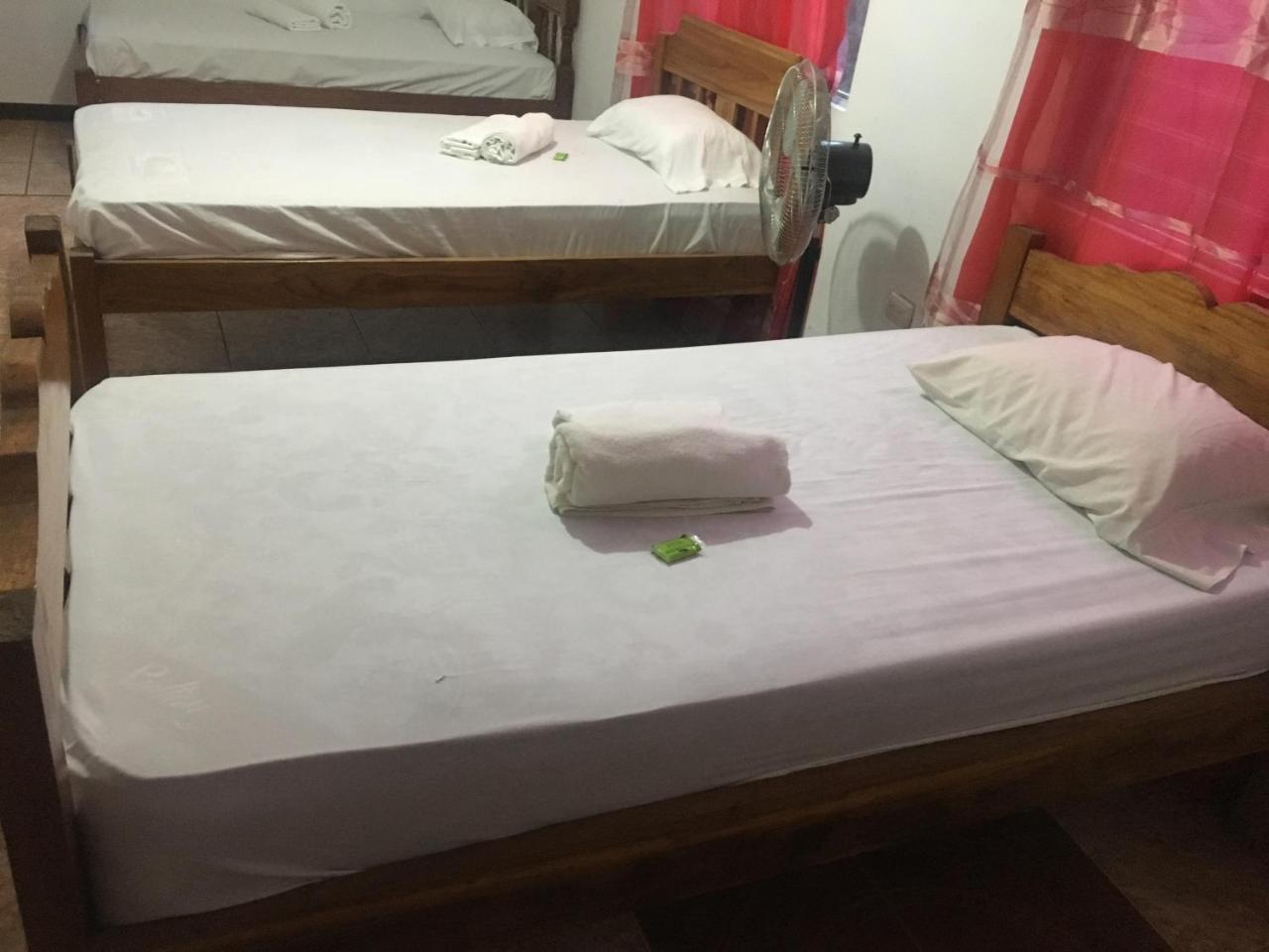 Hostel Orozco - Costa Rica Río Cuarto Buitenkant foto
