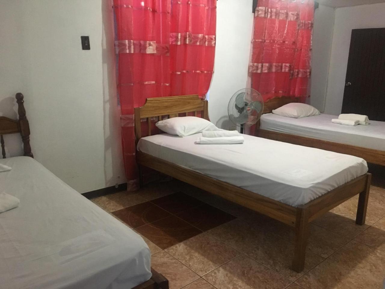 Hostel Orozco - Costa Rica Río Cuarto Buitenkant foto